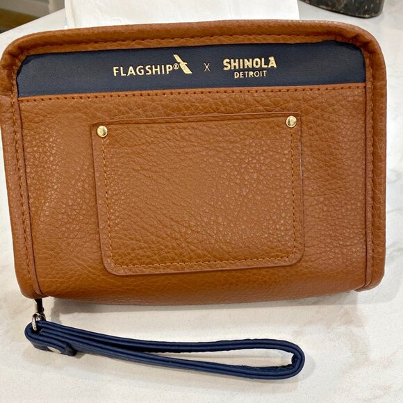 Shinola Detroit Flagship Amenity Kit Designed American Airlines Tan Leather Bag - Picture 1 of 8
